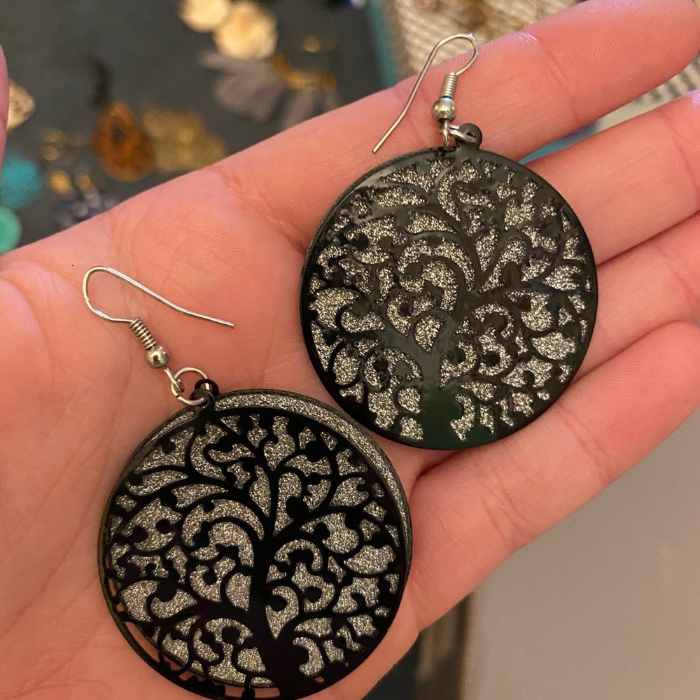 black and silver glitter earrings!